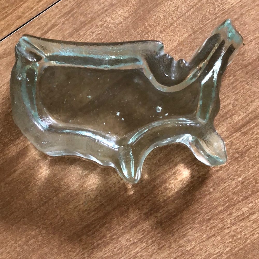 Cast glass USA ashtray